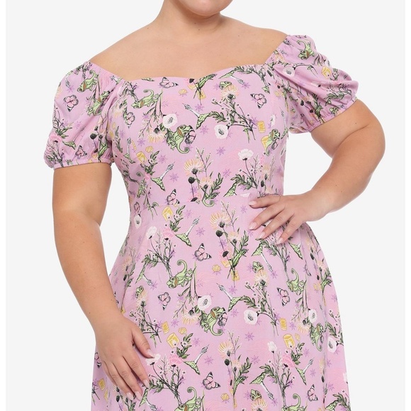 Her Universe Tangled Pascal Floral Sweetheart Dress - Picture 4 of 9